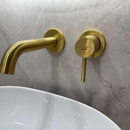 Cashmere - Airport Katowice-pyrzowice Siewierz