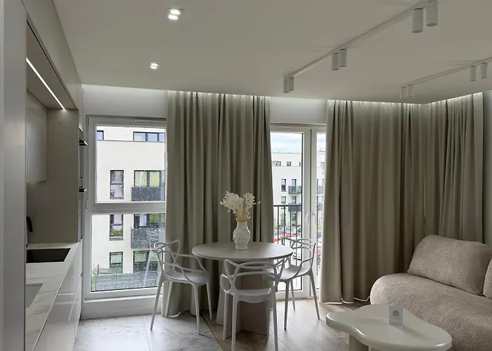 Cashmere - Airport Katowice-pyrzowice Siewierz