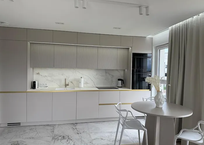 Cashmere - Airport Katowice-pyrzowice *