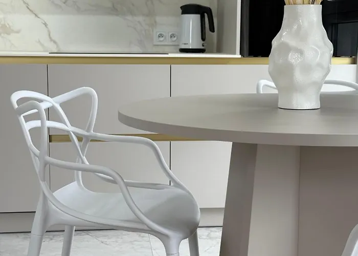 Cashmere - Airport Katowice-pyrzowice * Siewierz